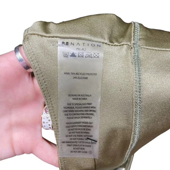 P.E Nation‎ Metallic Gold Logo Scoop Neck Racerback Sports Bra Size 2XL - Picture 6 of 7